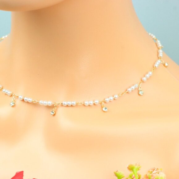 Delicate & Contemporary Necklace Chain, A Lovely Choice for Women, EVCH1717 - Picture 3 of 10